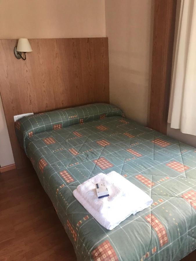 Residenza Hostel ซามอรา ภายนอก รูปภาพ