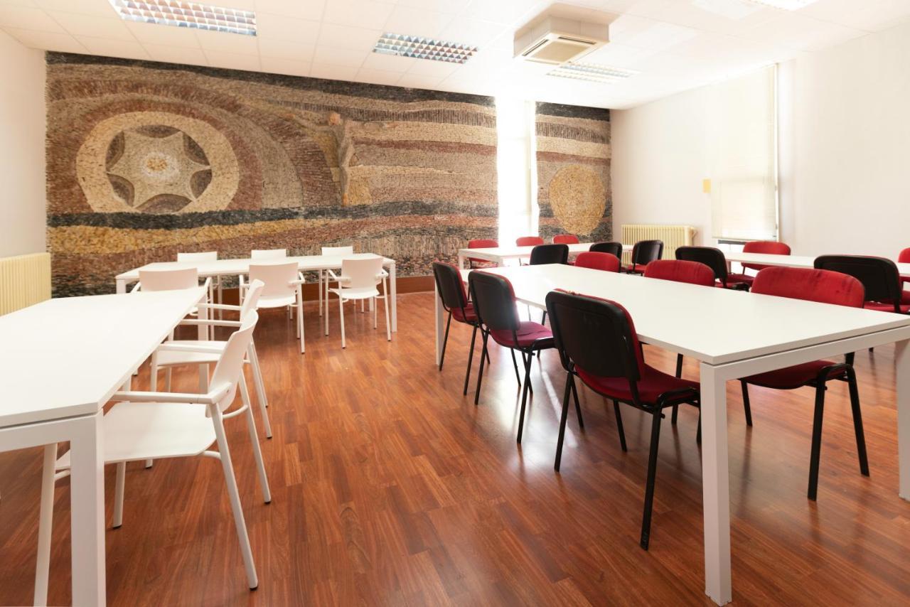 Residenza Hostel ซามอรา ภายนอก รูปภาพ